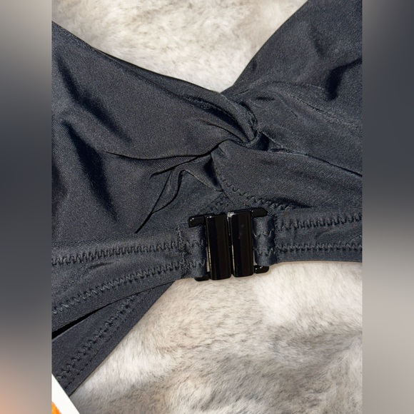 NWT!! Cute Stylish Black One Piece Swimsuit with upf 50 - Picture 5 of 13